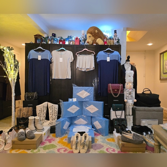 Frette Luxury NWT 2025 Spring Beige Blue Pajamas Top/Short Pants! 💝 - Picture 1 of 17